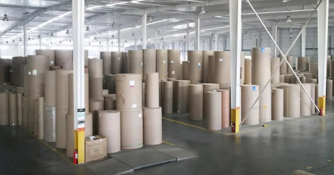 El impacto de la fluctuación del precio del papel en la venta al por mayor de cajas de embalaje de papel para joyería personalizadas de fábrica