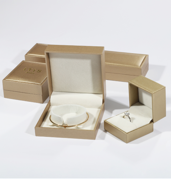 Joyero &uacute;nico de oro